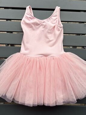 Bioch girls pink shimmery tutu